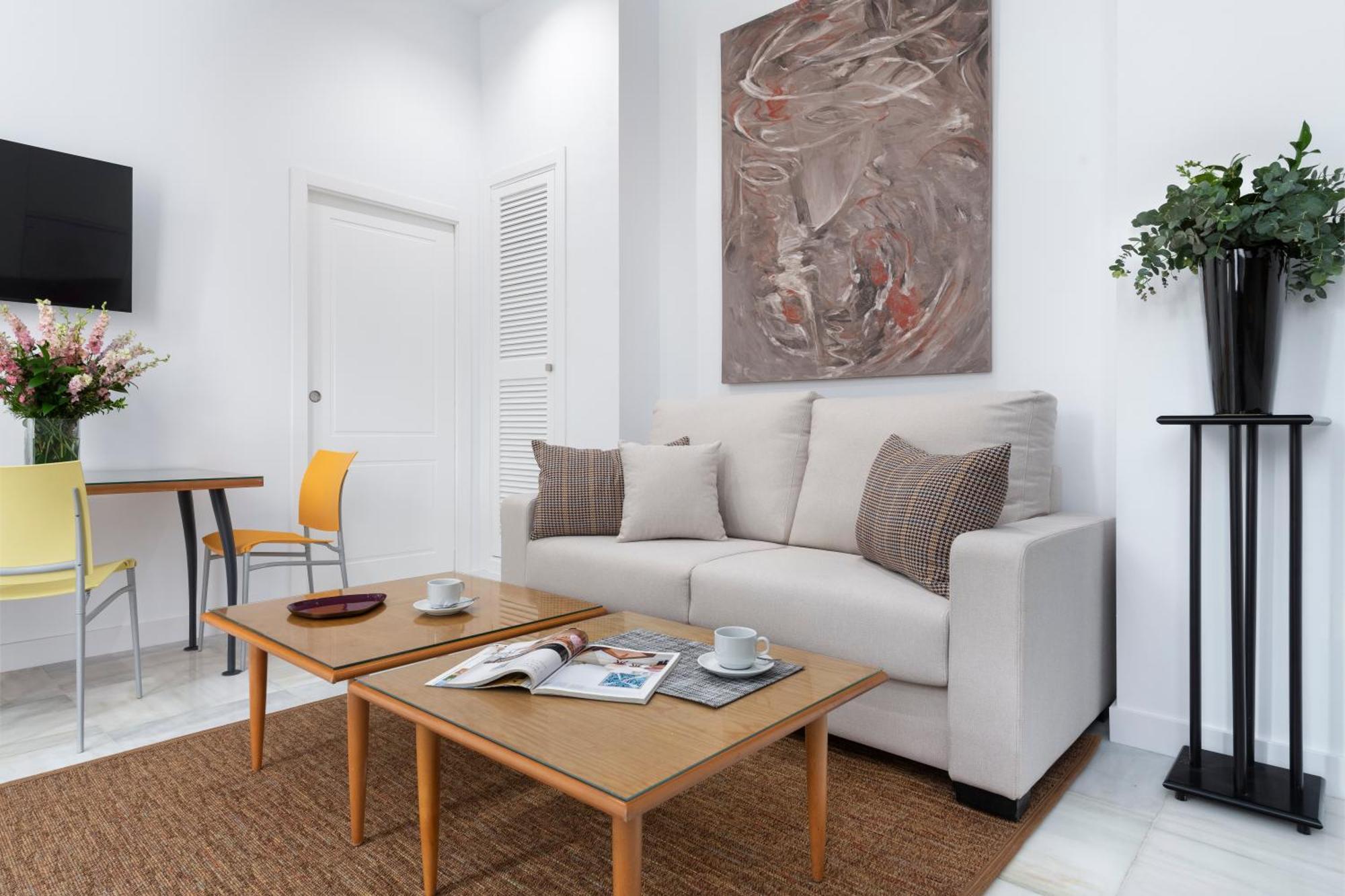 Apartment Estrella Giralda By Valcambre